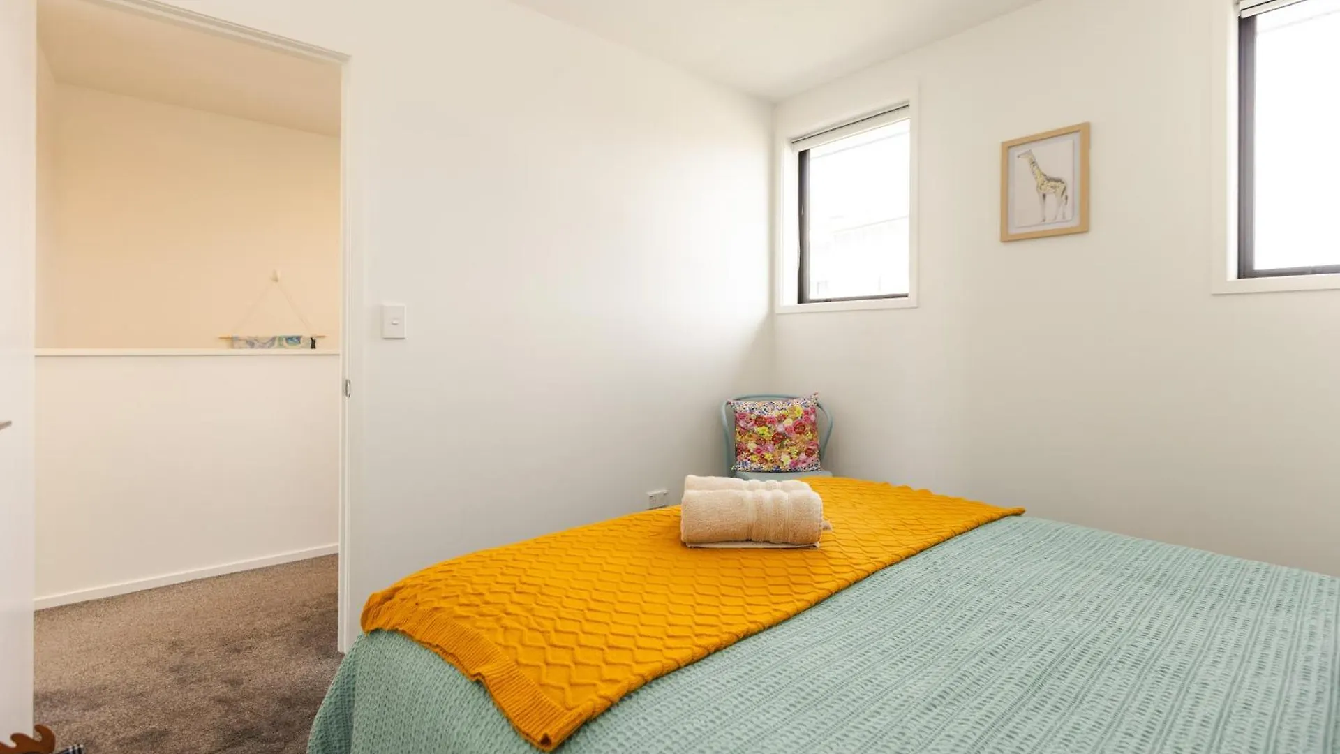 Modern 2 Bedroom By Hagley Park Christchurch