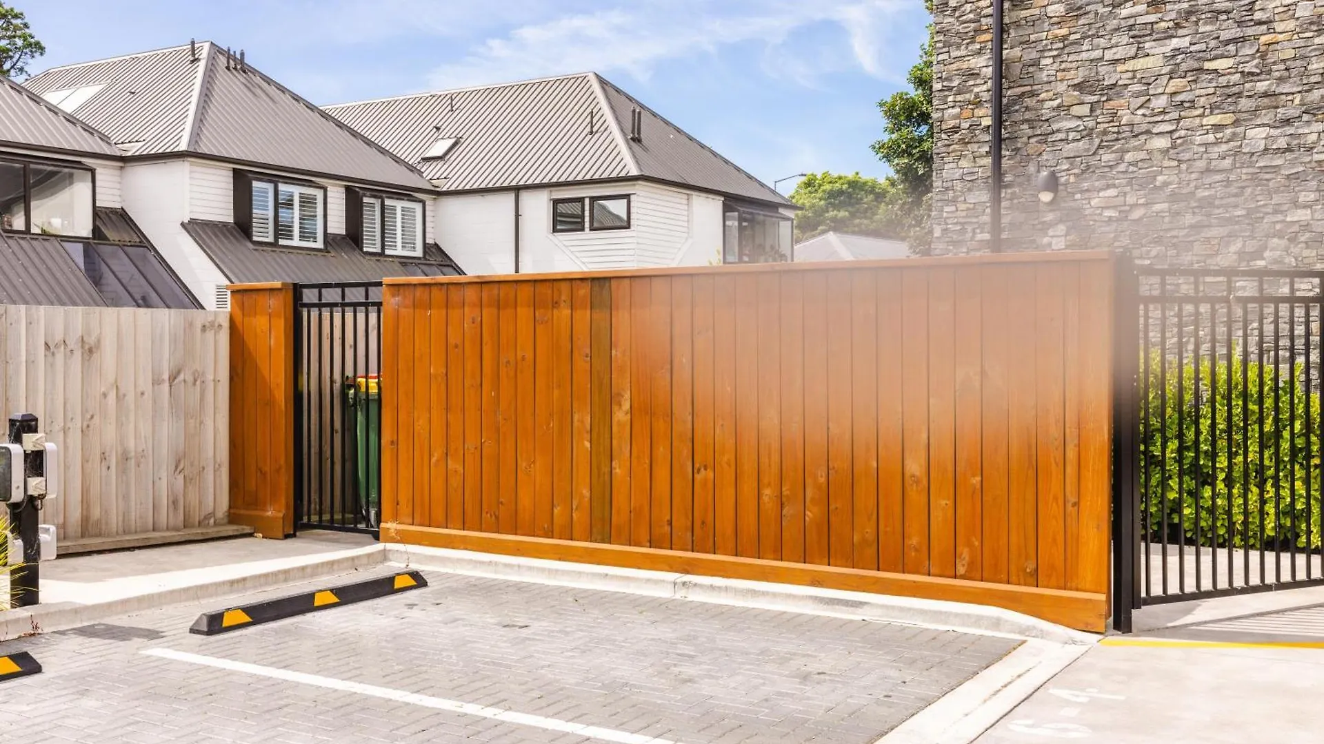 Modern 2 Bedroom By Hagley Park Christchurch 0*,  New Zealand